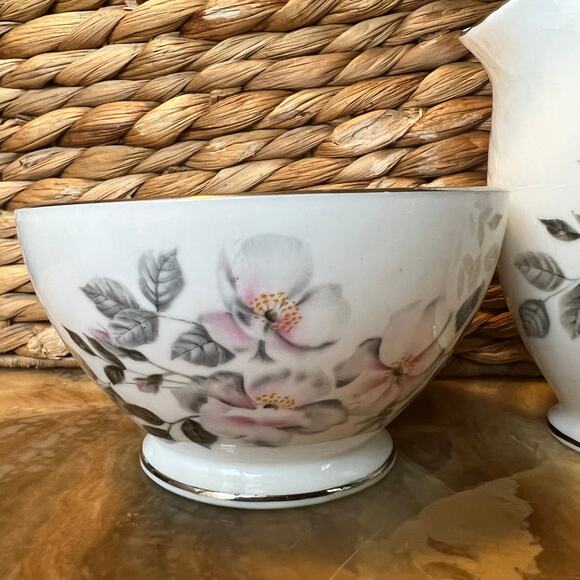 Silver Rose Cream & Sugar - Picture 3 of 7